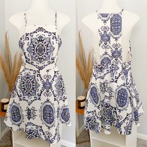 Lulus Blue and White Paisley Dress Size Large